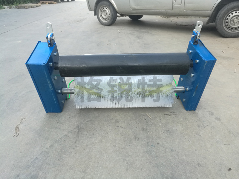 無(wú)動(dòng)力滾刷清掃器 無(wú)動(dòng)力滾刷清掃器