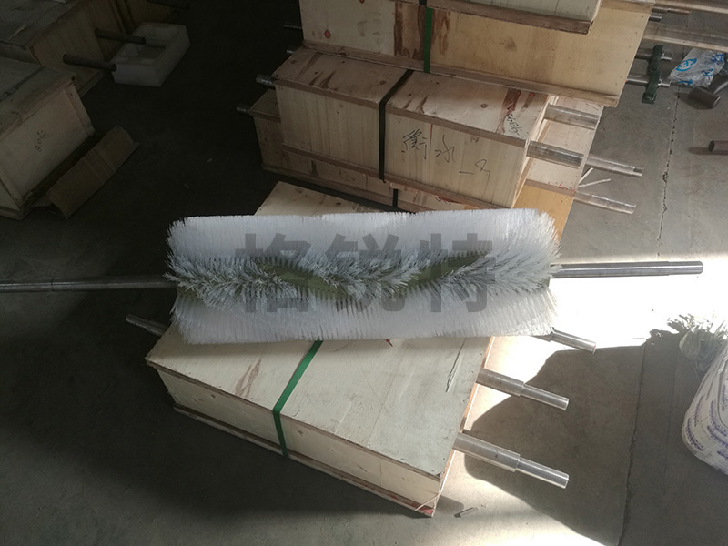 無(wú)動(dòng)力滾刷清掃器 無(wú)動(dòng)力滾刷清掃器