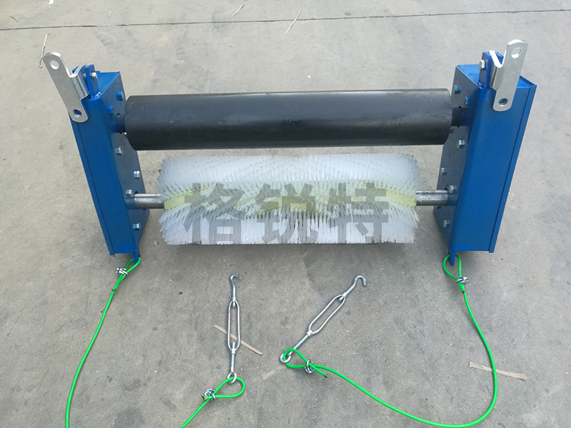 無(wú)動(dòng)力滾刷清掃器 無(wú)動(dòng)力滾刷清掃器